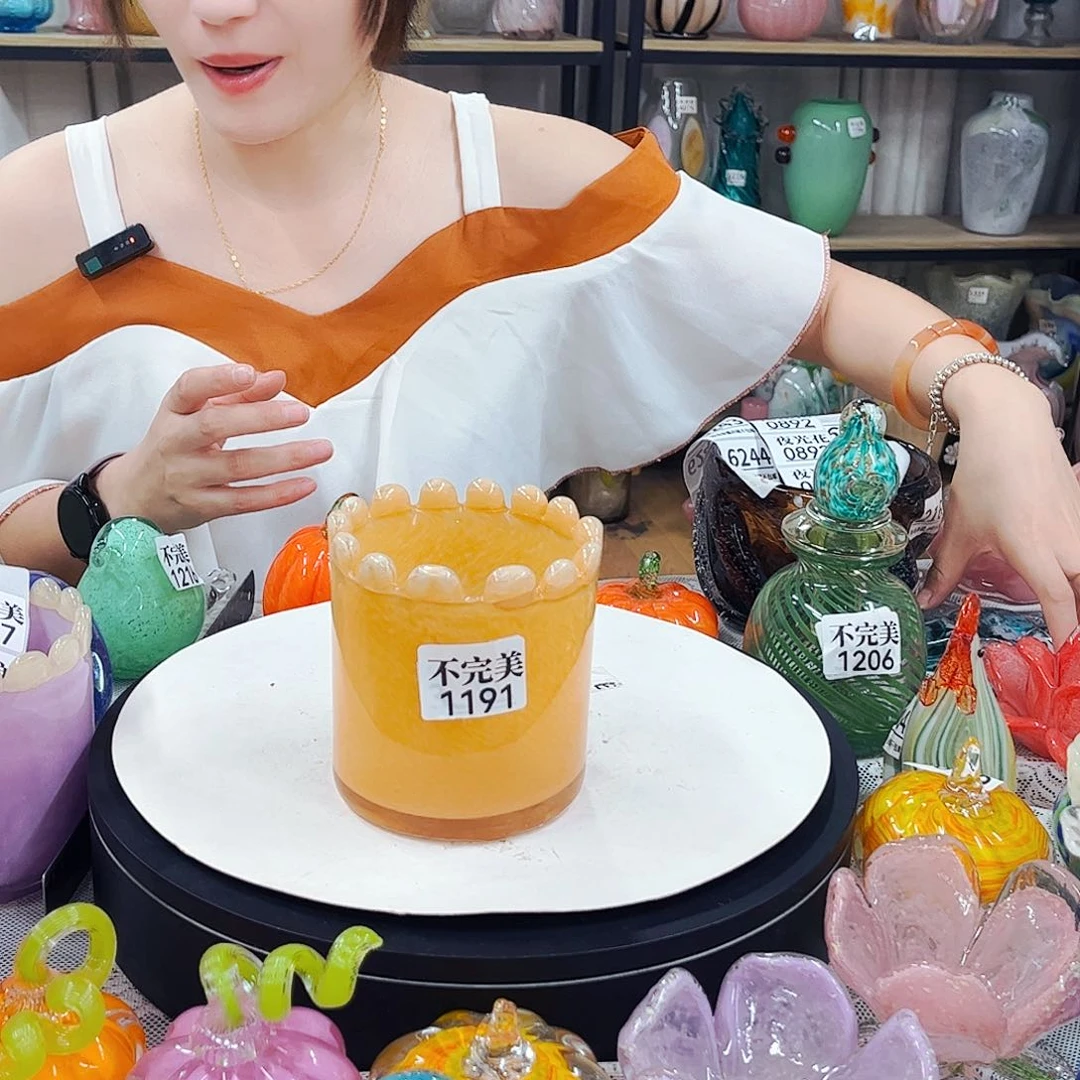 1191 家悦琉璃花瓶摆件不完美