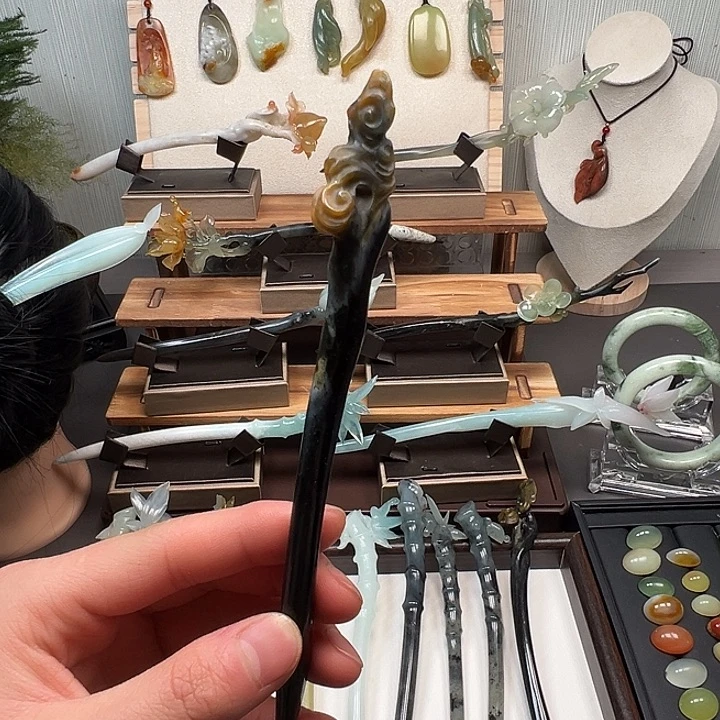 蛇纹石玉未镶嵌发簪