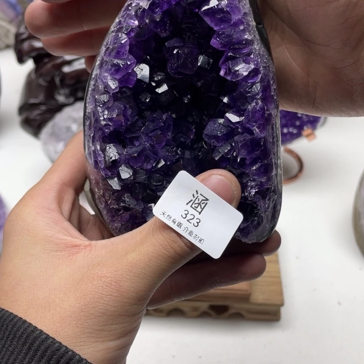 未镶嵌大型摆件（非配饰）紫晶
