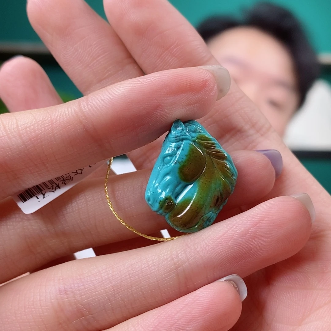 未镶嵌绿松石珠宝奇石