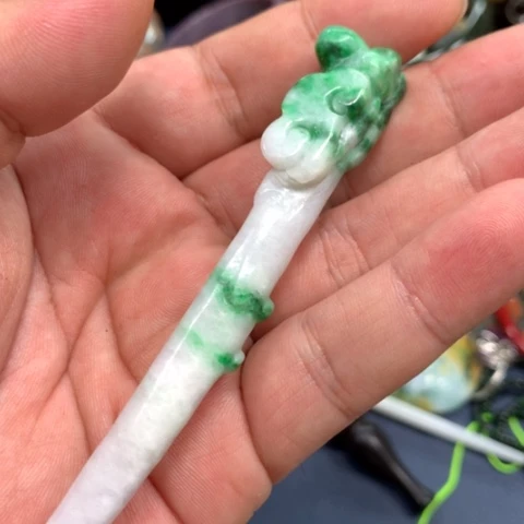 【闪购商品】颈饰未镶嵌翡翠爱****呀