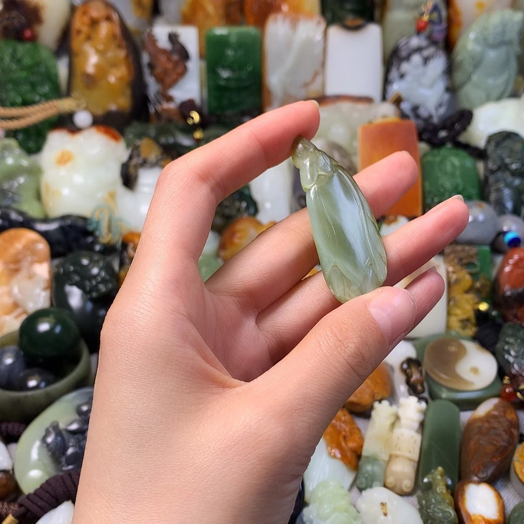 颈饰未镶嵌和田玉