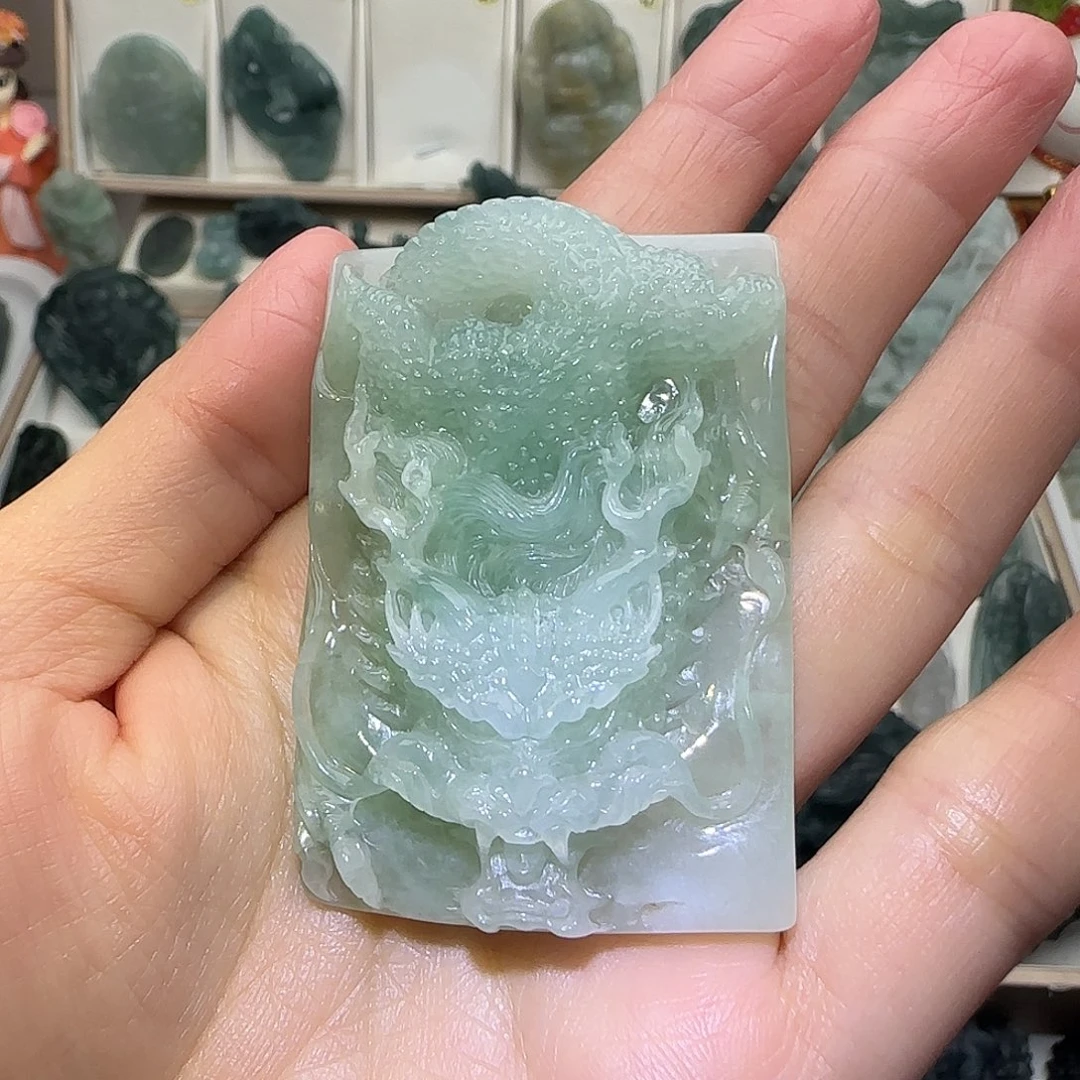 定制翡翠未镶嵌大威天龙翡翠定制