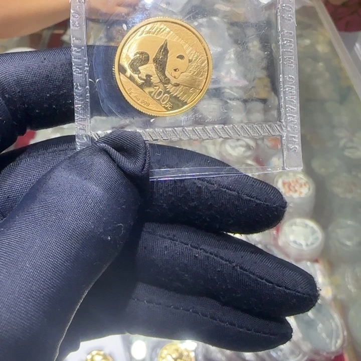 纯金2016年熊猫8克普制金币 原封无说明书盒