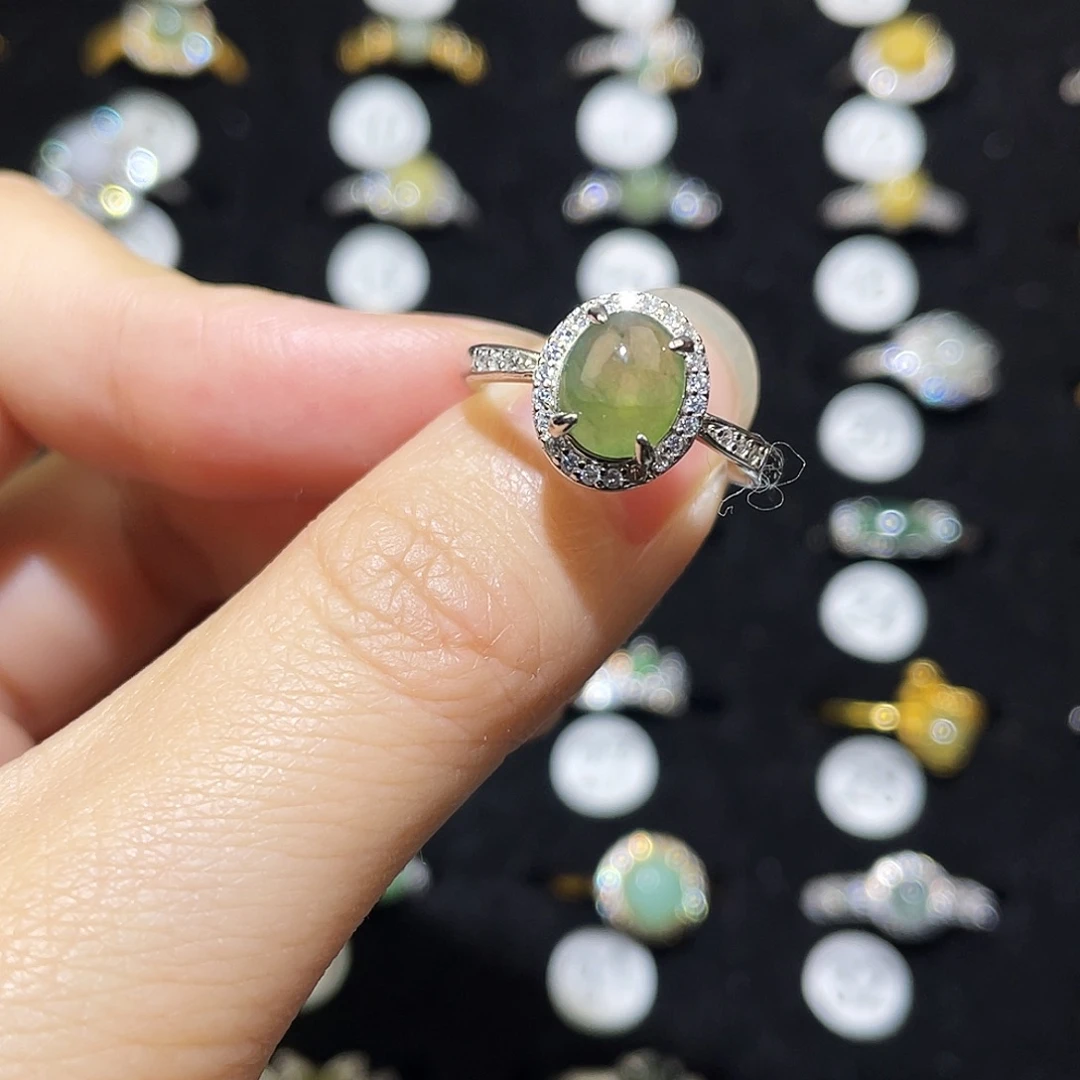 翡翠未镶嵌戒指戒指