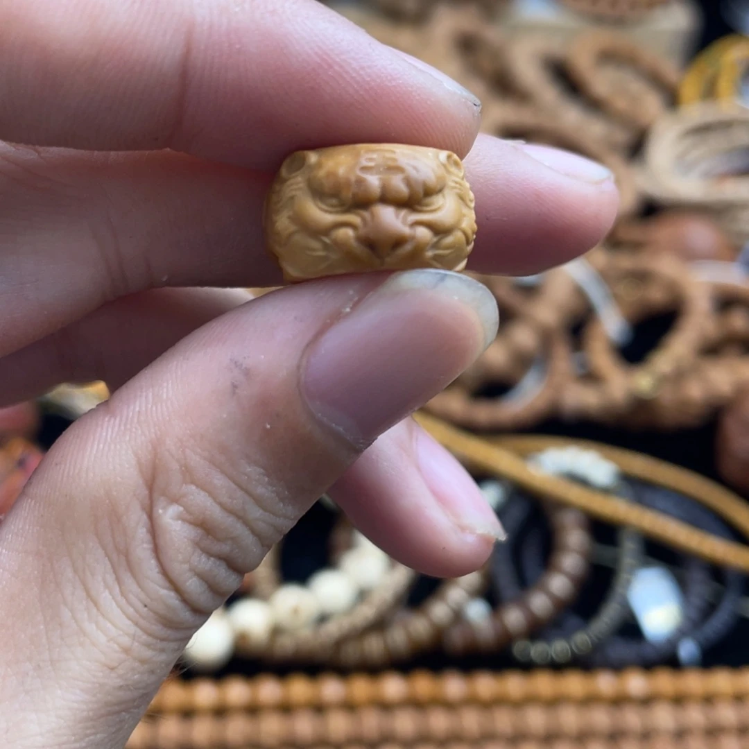 猴头核桃手串虎王跑环