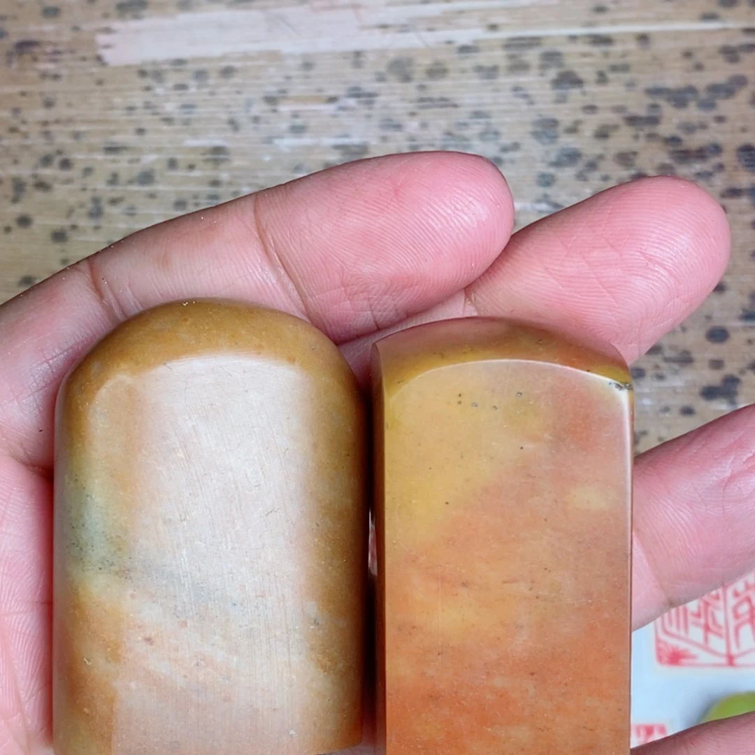 笔***恋寿山石印石我们可以看到这个