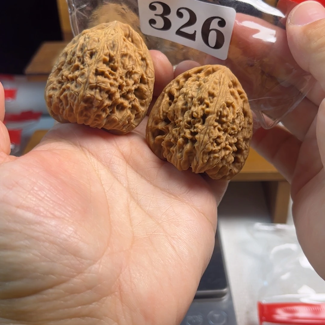 吊坠文玩核桃对歪41