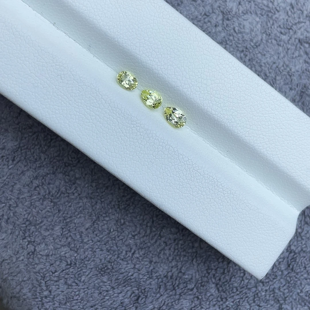 金绿宝石裸石一组3颗