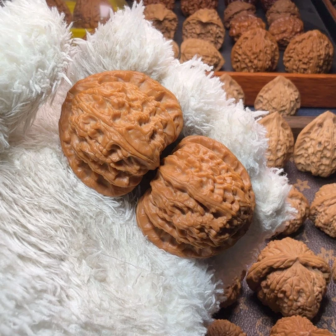 文玩核桃把件『****U延庆三角白狮子头