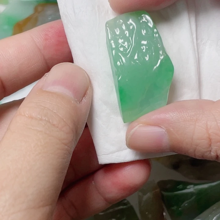 定制翡翠未镶嵌包工