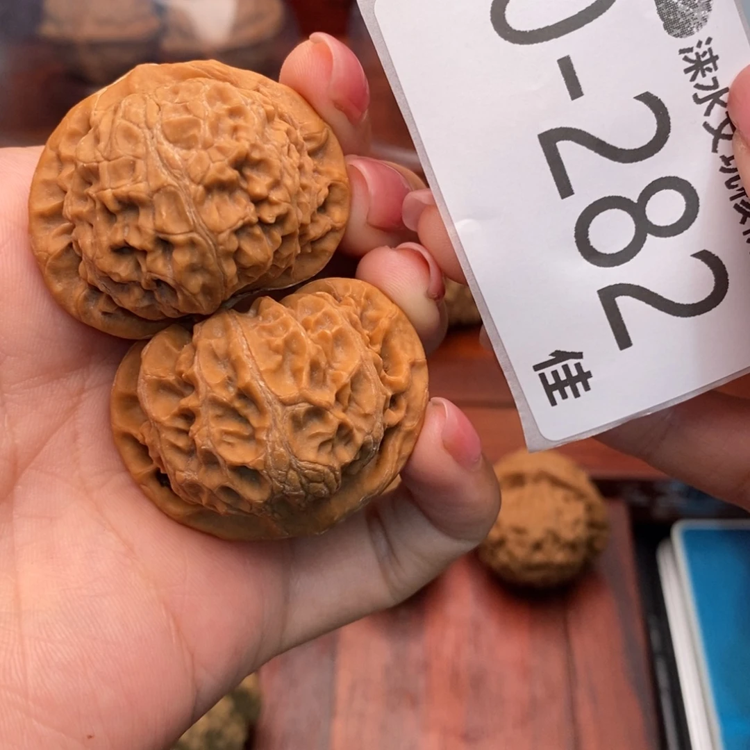 把件文玩核桃40宫灯