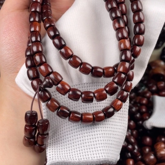 李***哥黄花梨/降香黄檀木头款