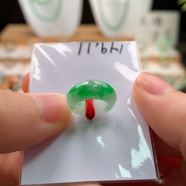 颈饰未镶嵌翡翠天然缅甸A货翡翠