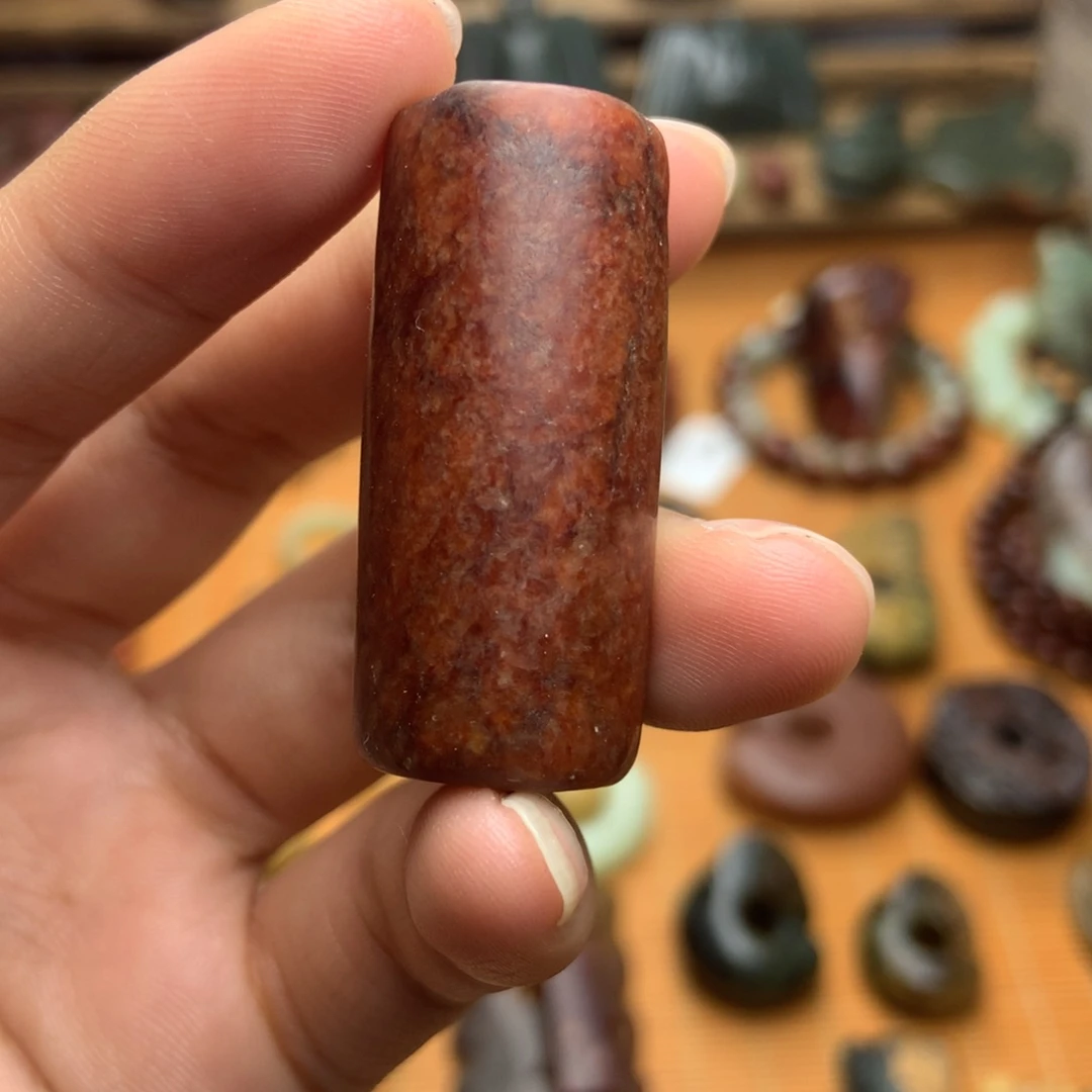 未镶嵌岫岩河磨玉（透闪石质玉）把件