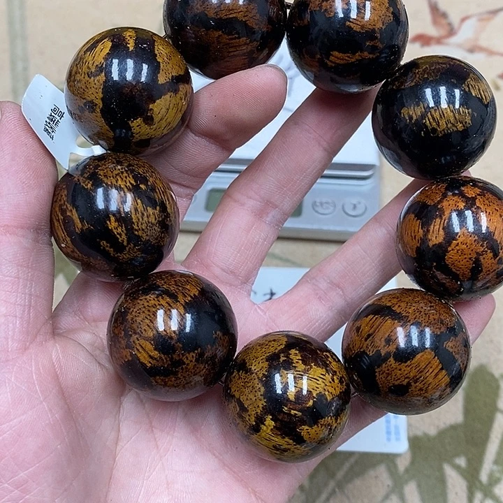 沉香沉香香囊虫漏