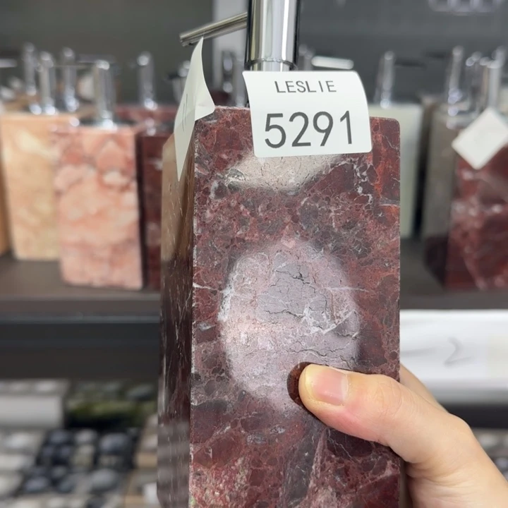 依**兰J5291！。。。。。。。。。。。