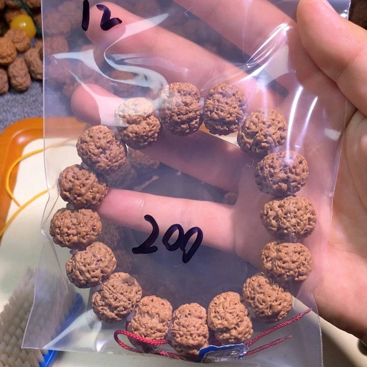 金刚菩提吊坠锦**育12。