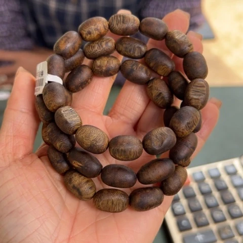 沉香手串白棋留疤8克卡1.0多样性发1条