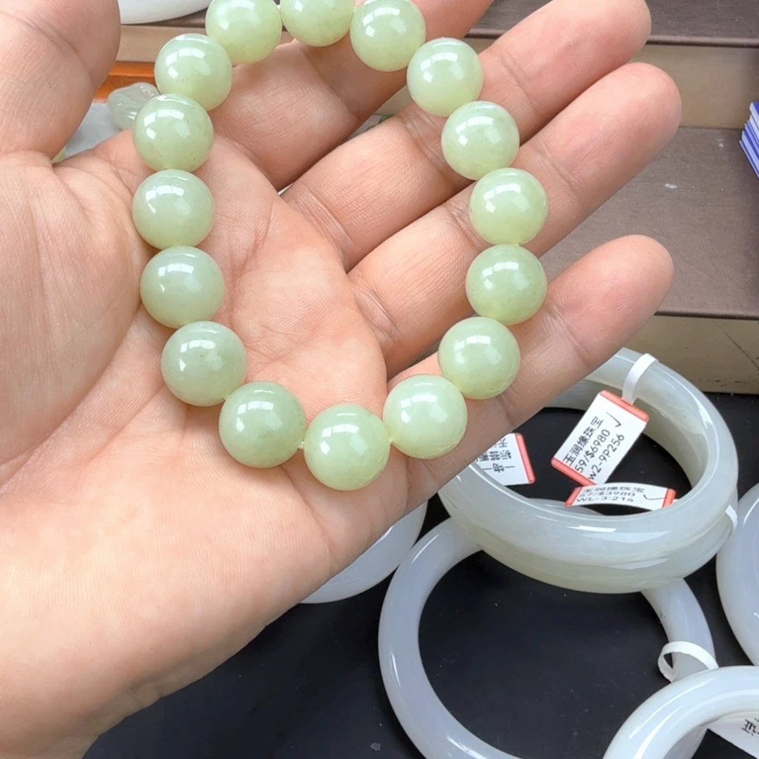 和田玉（糖玉）未镶嵌手链