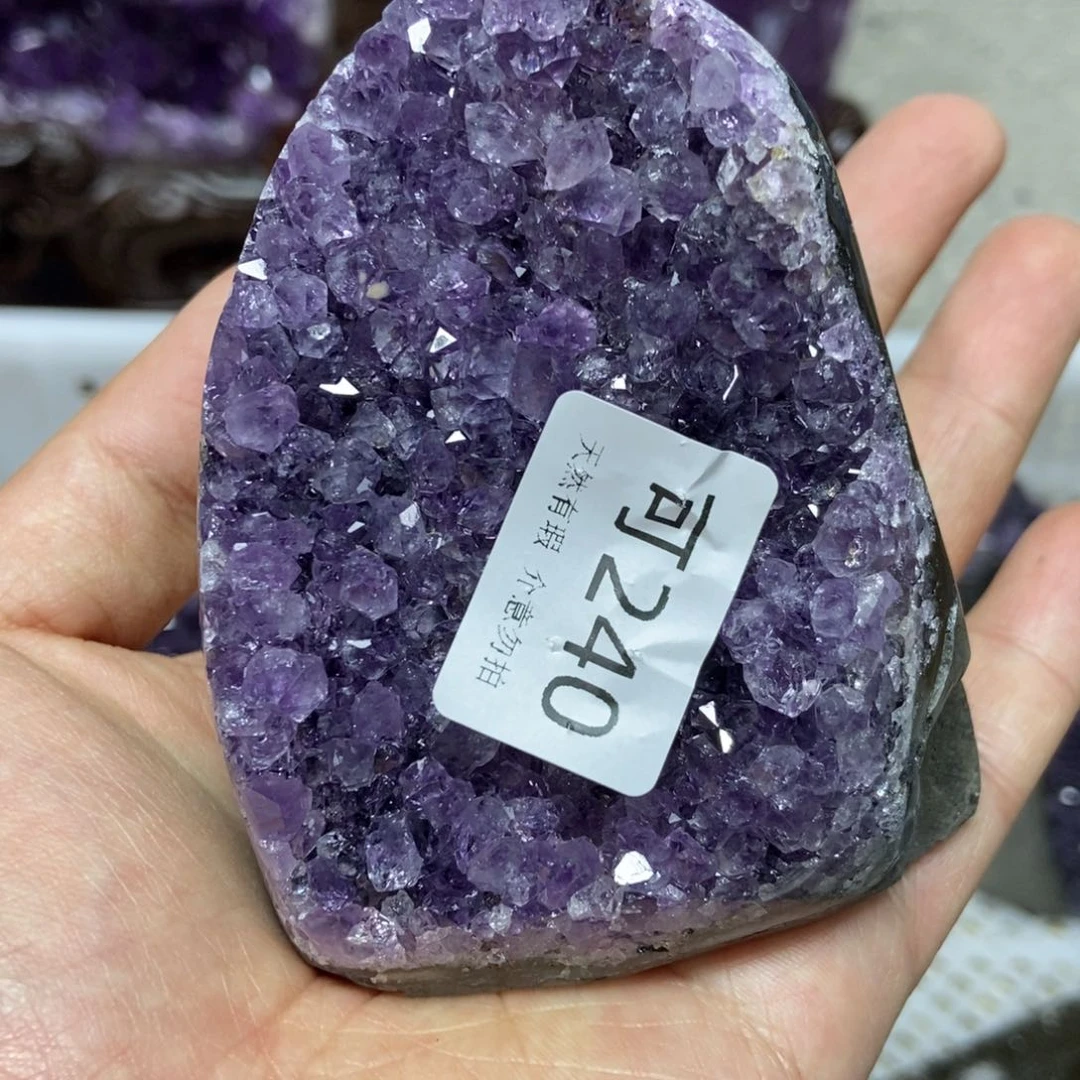 未镶嵌紫晶大型摆件（非配饰）