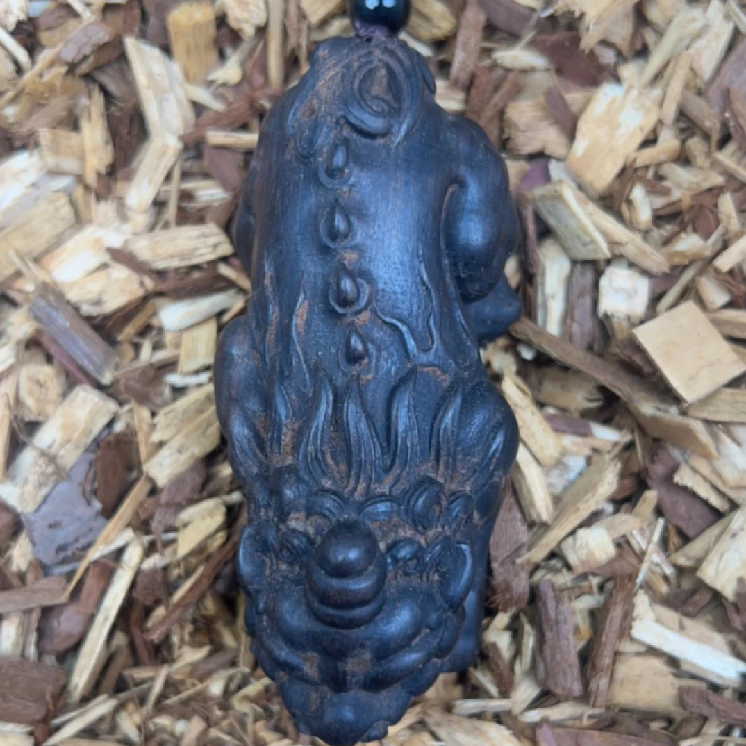 22 福来精选文玩沉香木作手串