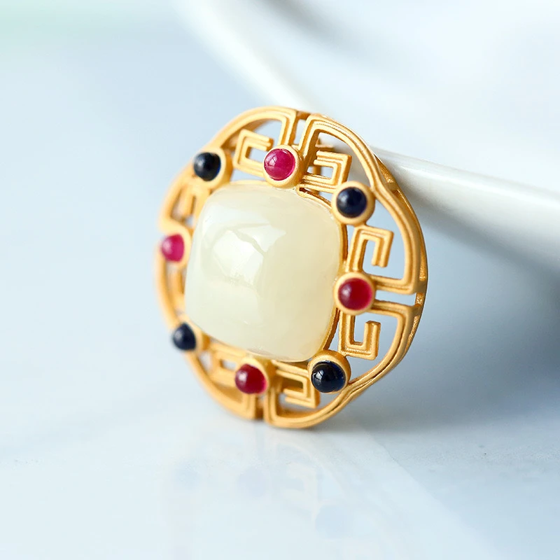 【杰我睿】新款S925银镶和田玉镂空包边方形精致国风两用胸针吊坠