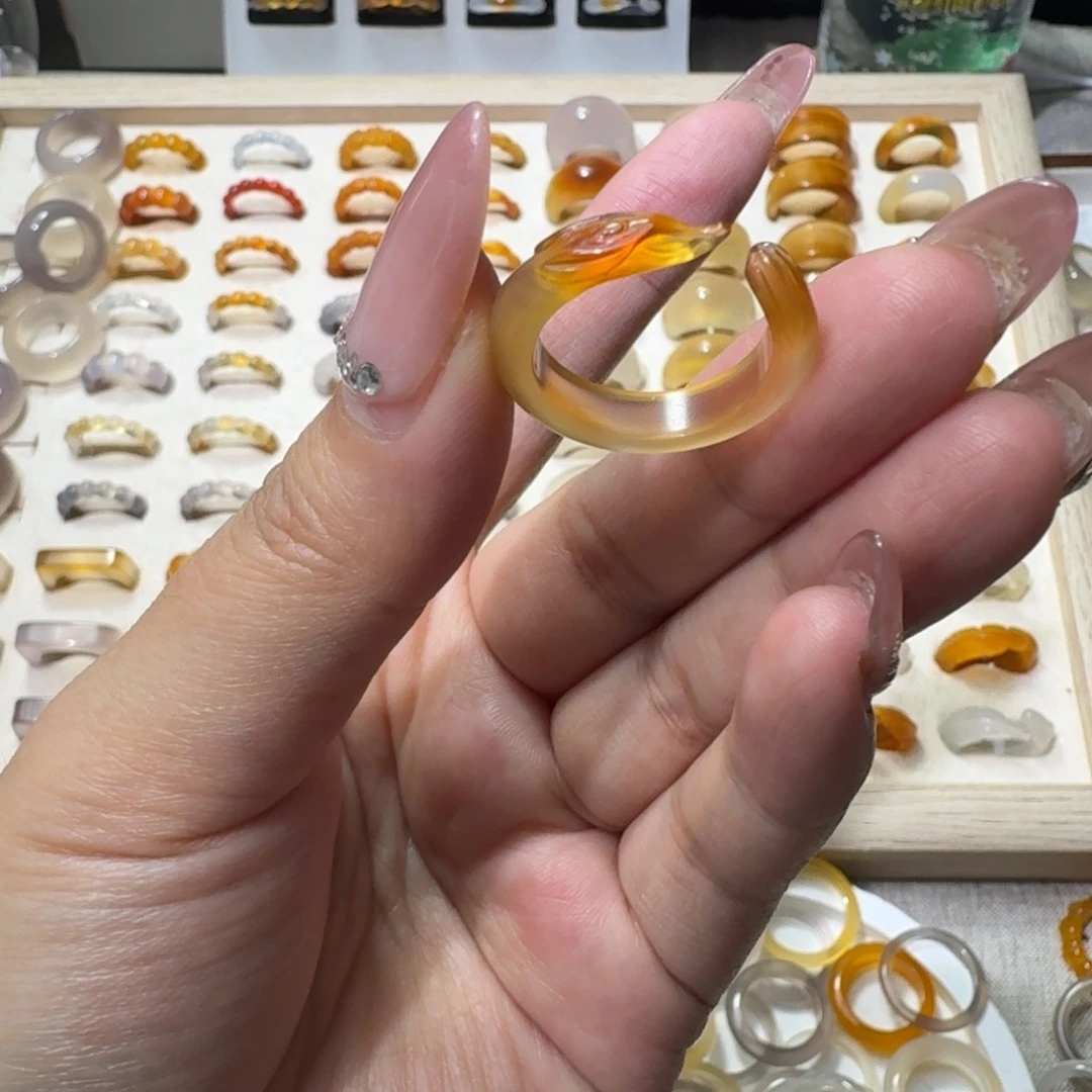 未镶嵌戒指玛瑙/玉髓718港15