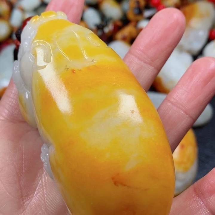 和田玉颈饰未镶嵌再****生