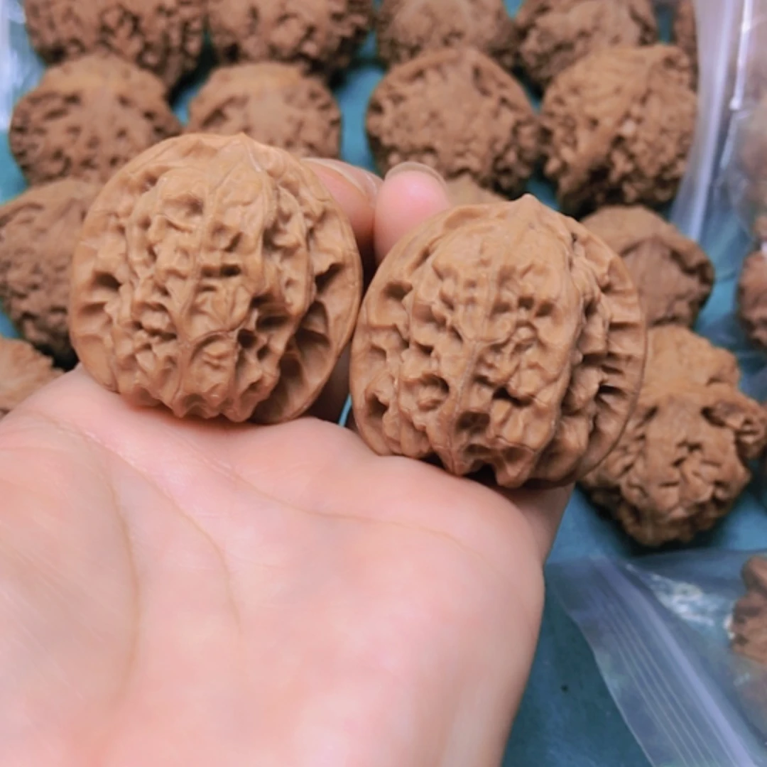 【闪购商品】摆件核桃36磐石有修
