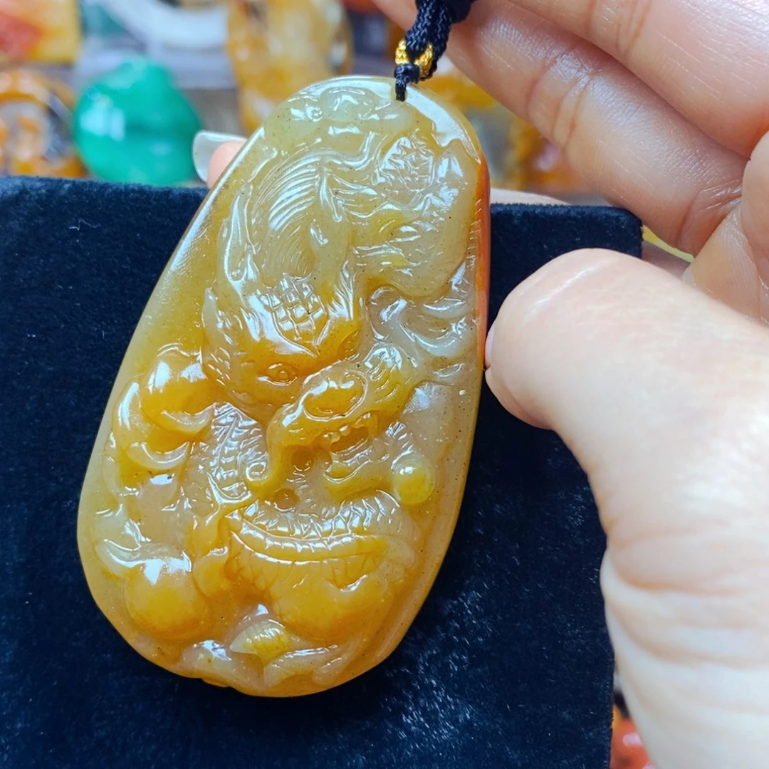未镶嵌石英质玉（黄龙玉）吊坠(不含链)