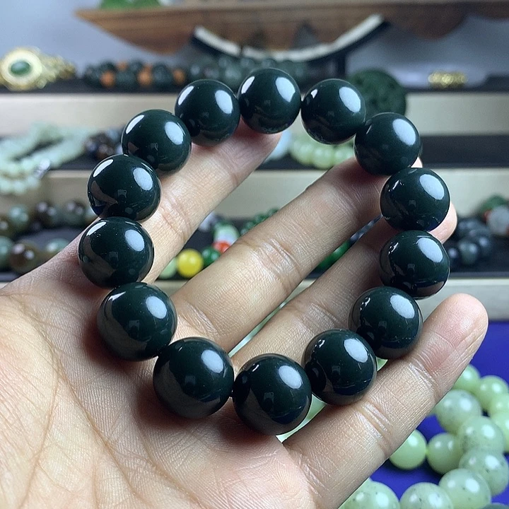 手串未镶嵌和田玉