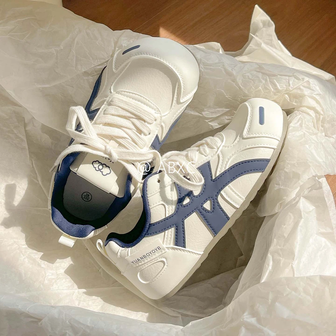 韩系阿甘德训鞋女款爆款2025新款软底小白鞋百搭小众休闲板鞋潮鞋