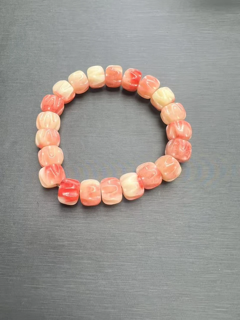 U40时尚经典精品手链U饰品