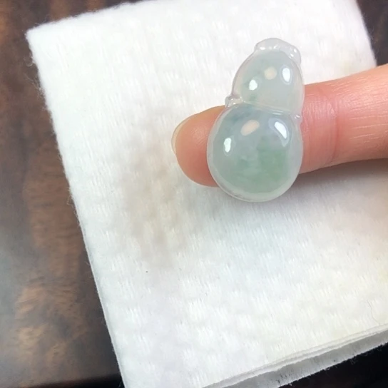 翡翠未镶嵌颈饰缅甸A货，每天下午1点半开播