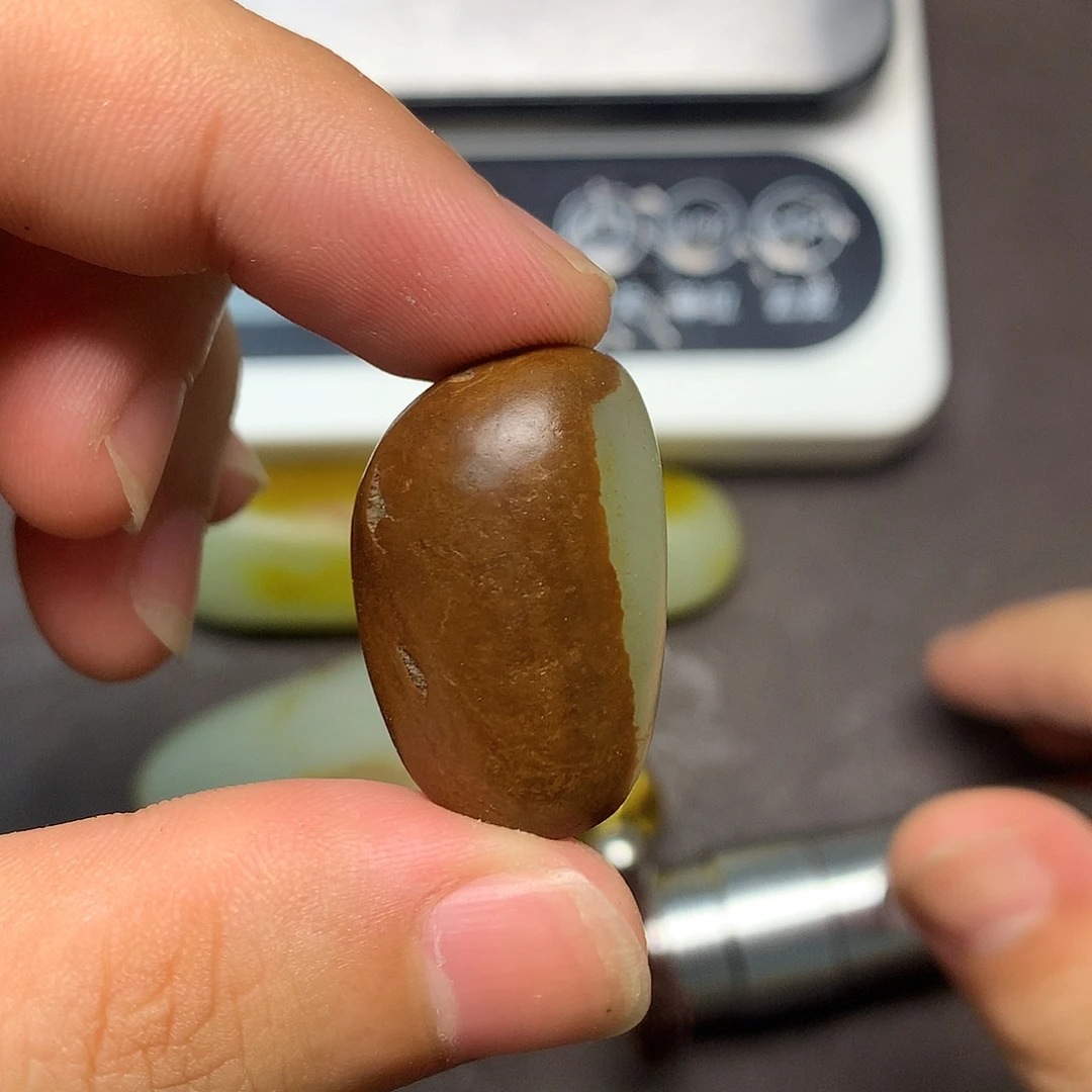 和田玉（糖玉）未镶嵌挂件