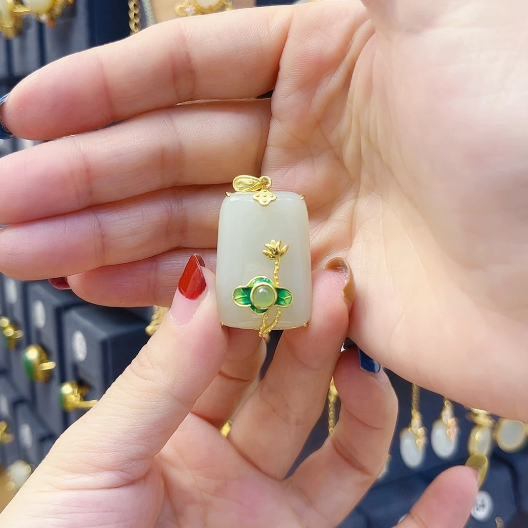 和田玉银S925镀金镶嵌颈饰