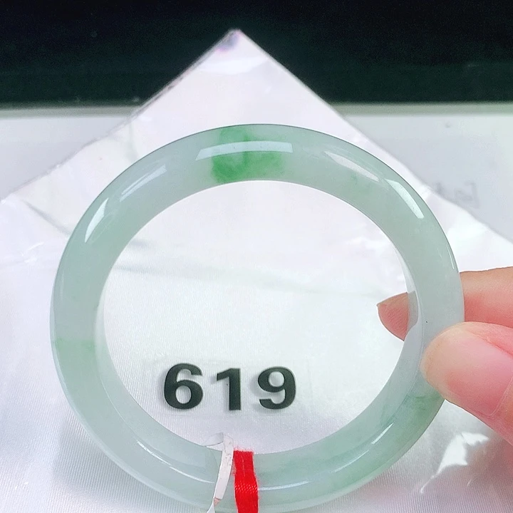 翡翠未镶嵌手镯翡翠手镯
