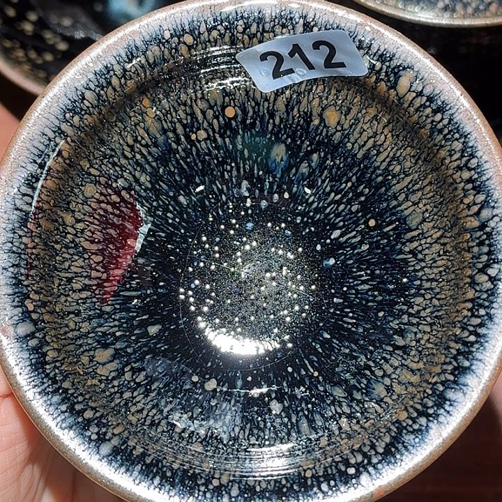 茶盏只为更美地走上街头吧