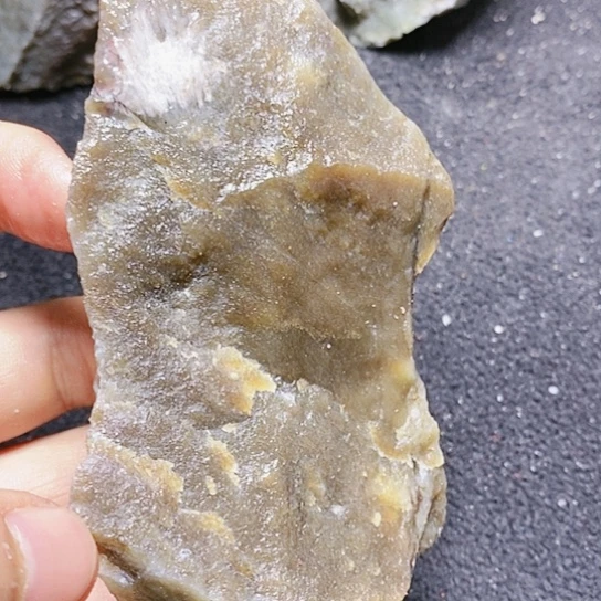 和田玉（糖玉）未镶嵌珠宝半成品