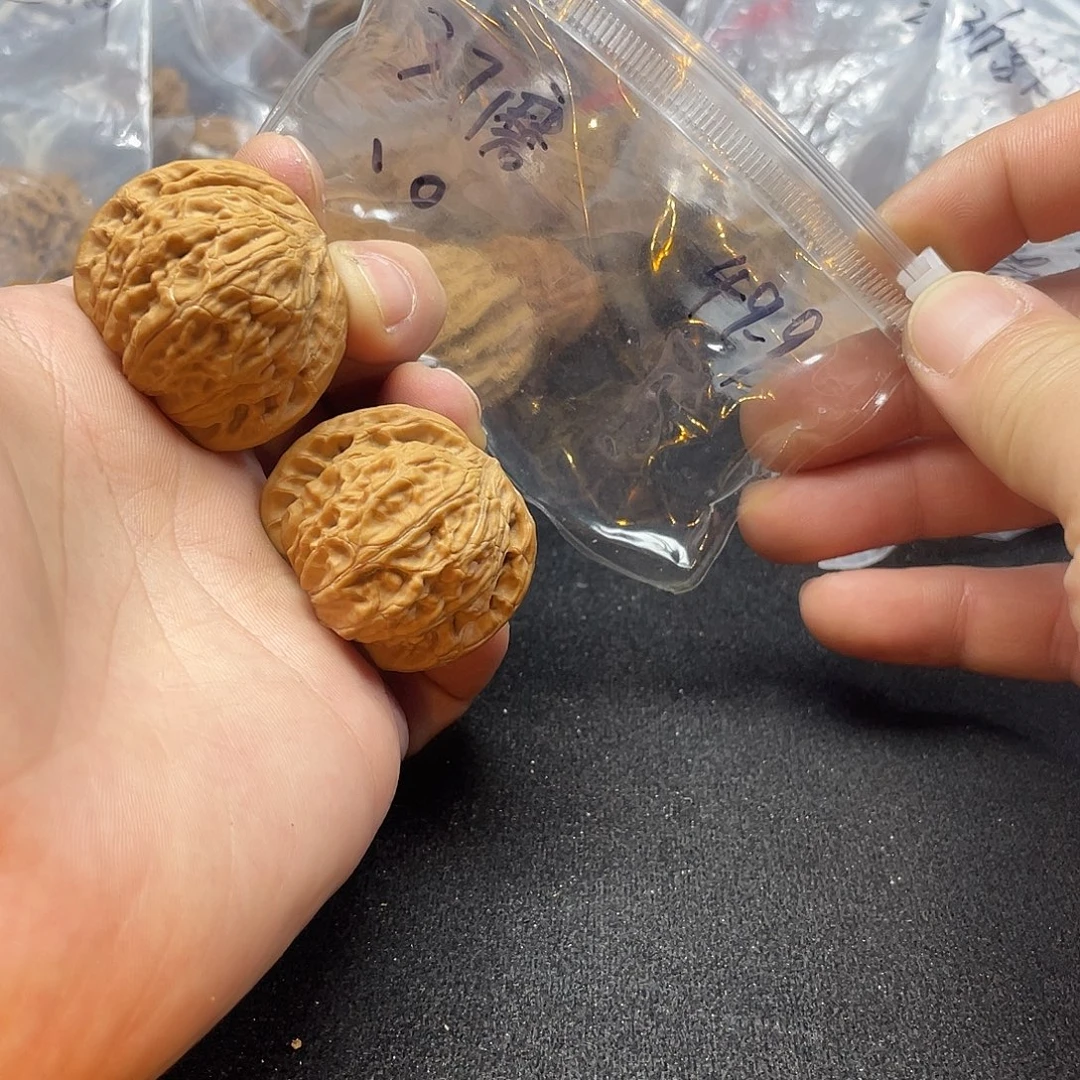 、***。把件文玩核桃磨盘