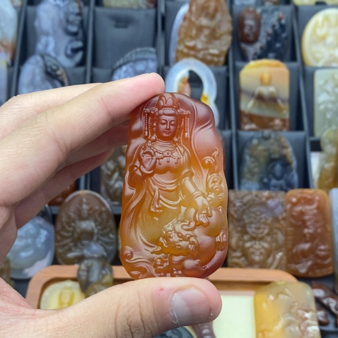 玛瑙/玉髓吊坠(赠链)未镶嵌一*吊坠