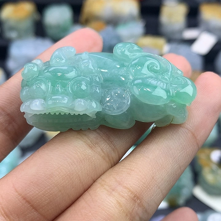 翡翠未镶嵌颈饰天然缅甸翡翠