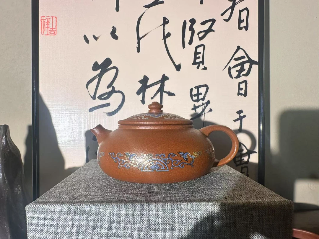 珐琅彩繁花寒江 红降坡泥 强建红 紫砂壶