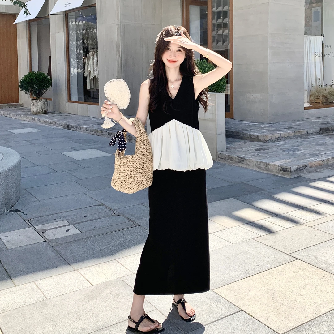 黑色法式小资轻熟风套装女2025夏季新款撞色V领背心半身裙两件套