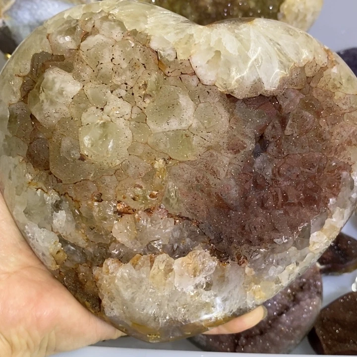 紫晶未镶嵌珠宝半成品