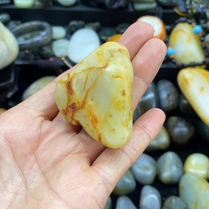 未镶嵌和田玉（糖玉）挂件