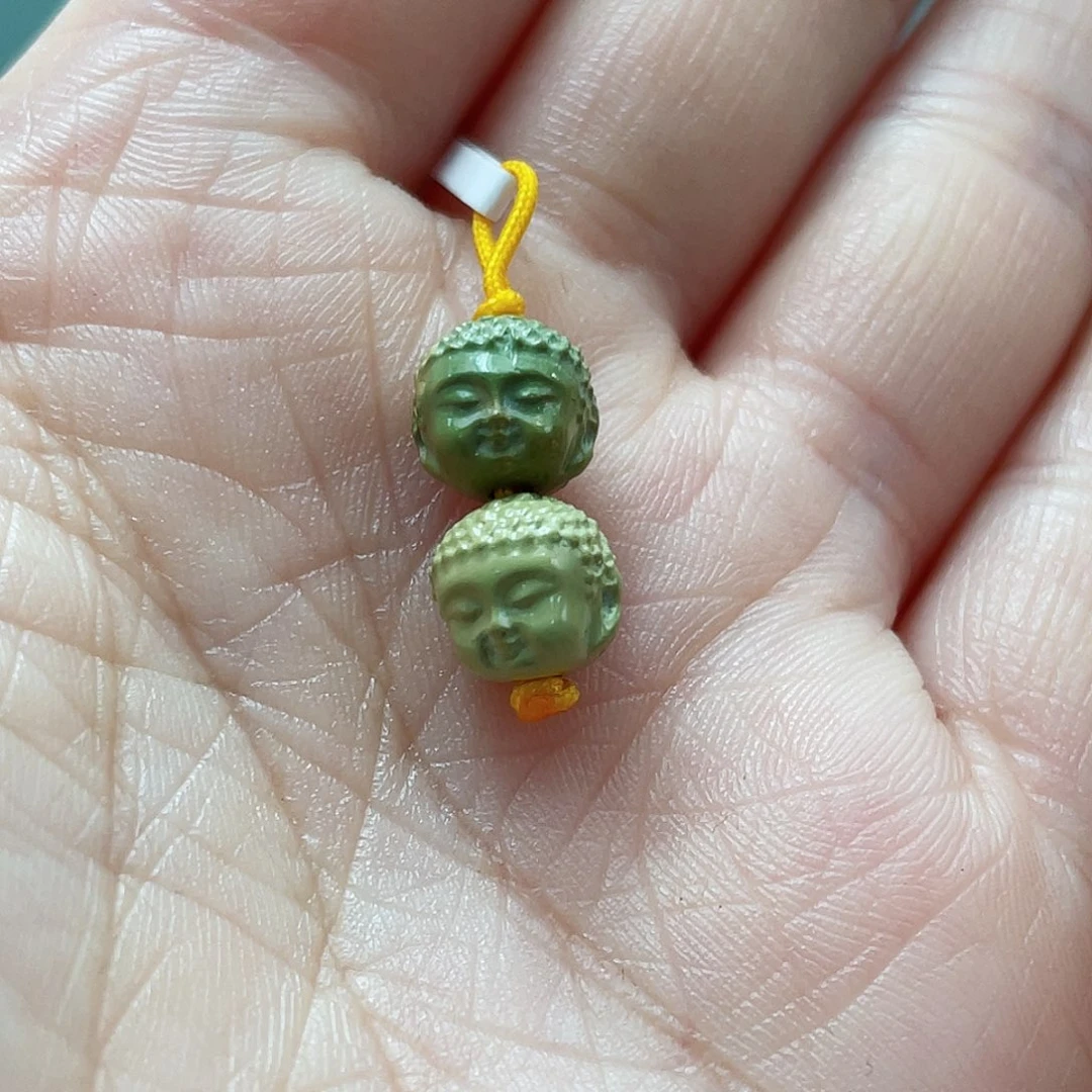 绿松石颈饰未镶嵌