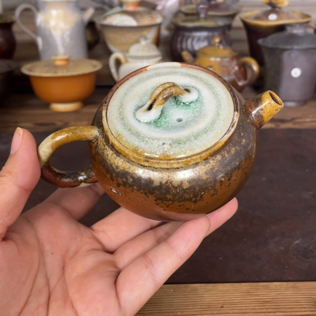 陶泥柴烧。  默认微瑕。     大开口