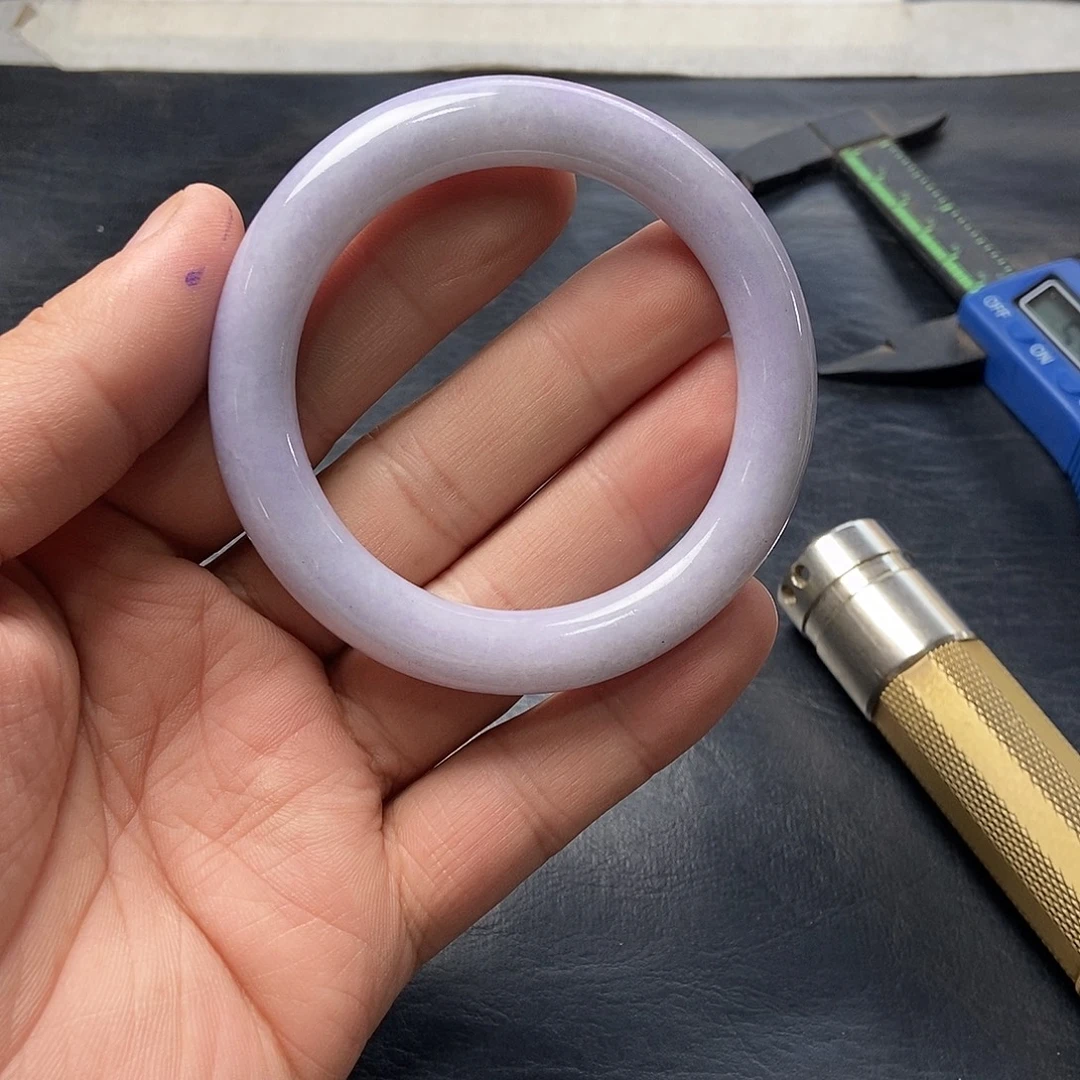 定制翡翠未镶嵌手鐲